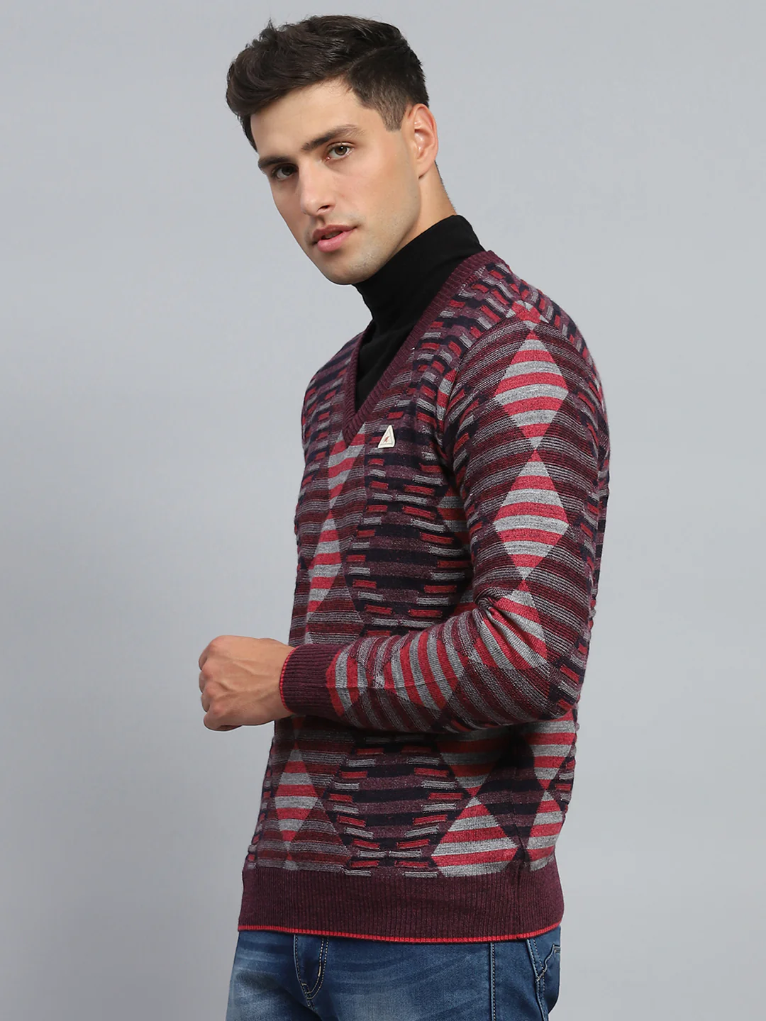 Men Maroon Stripe V Neck Full Sleeve Pullover - Image 3
