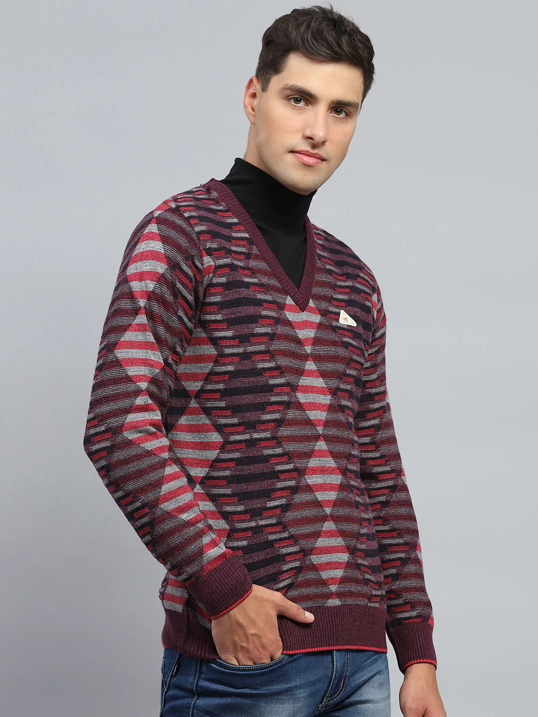 Men Maroon Stripe V Neck Full Sleeve Pullover - Image 4