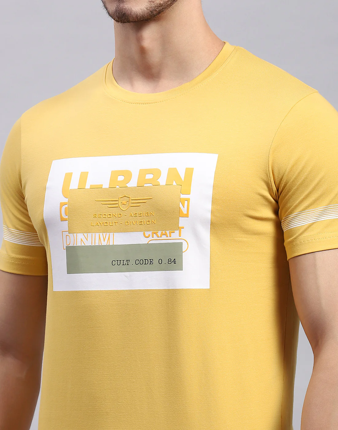 Men Mustard Printed Round Neck Half Sleeve T-Shirt - Image 6