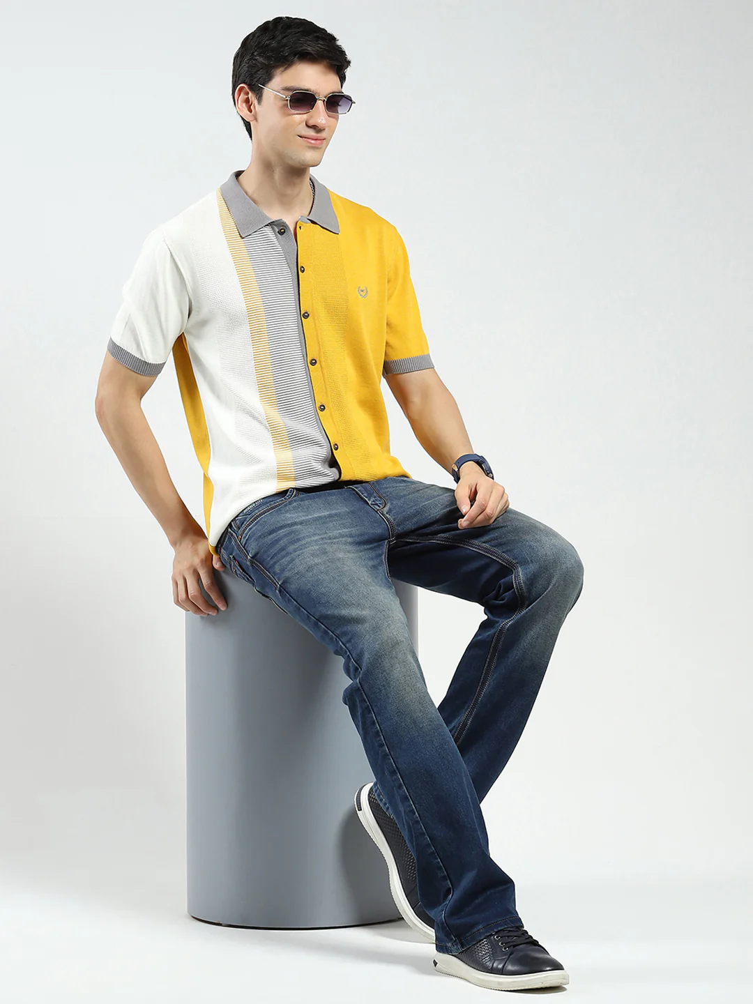 Men Mustard Self Design Collar Half Sleeve T-Shirt - Image 2