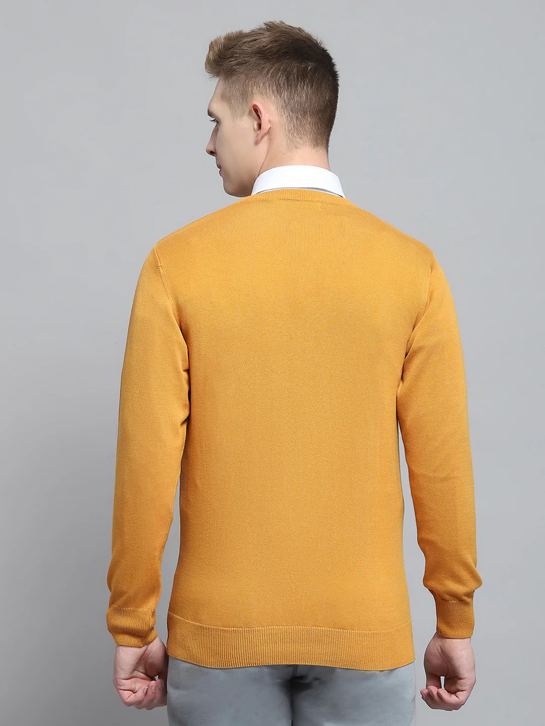 Men Mustard Solid V Neck Full Sleeve Pullover - Image 5