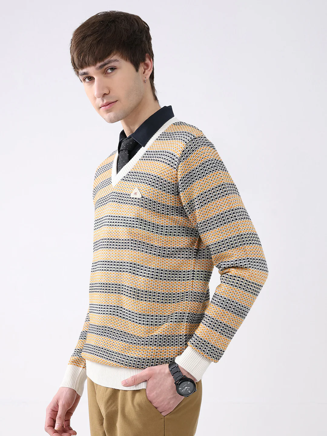 Men Mustard & White Self Design V Neck Full Sleeve Pullover - Image 3