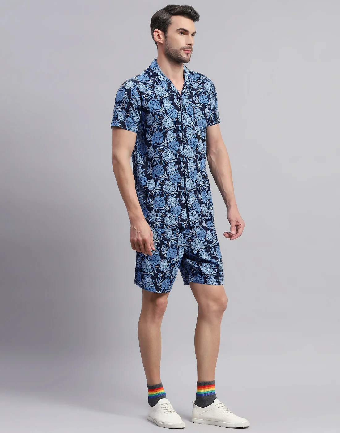 Men Navy Blue Floral Print Collar Neck Half Sleeve Cords Set - Image 4