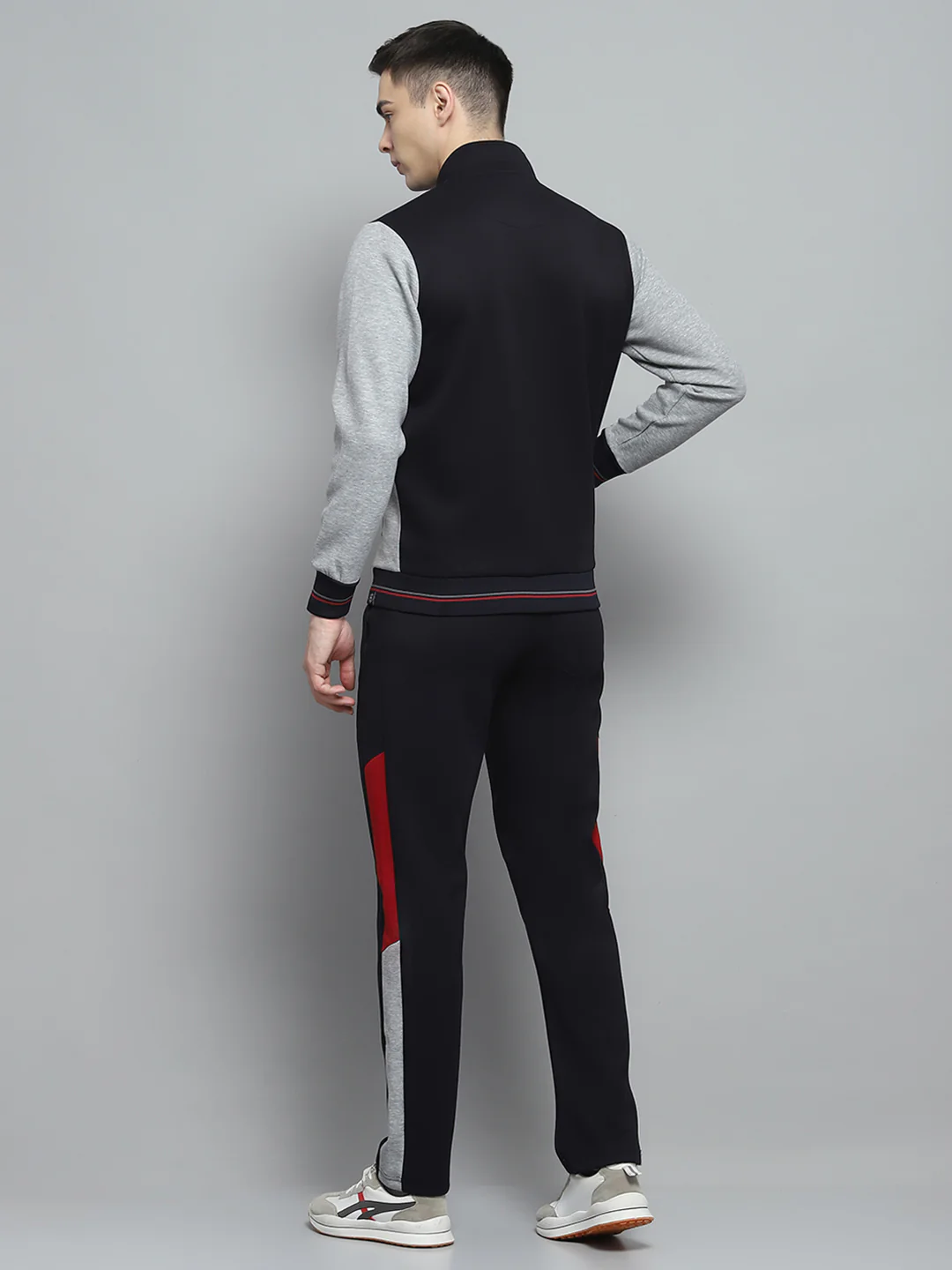 Men Navy Blue & Grey Printed Mock Neck Full Sleeve Winter Tracksuit - Image 5