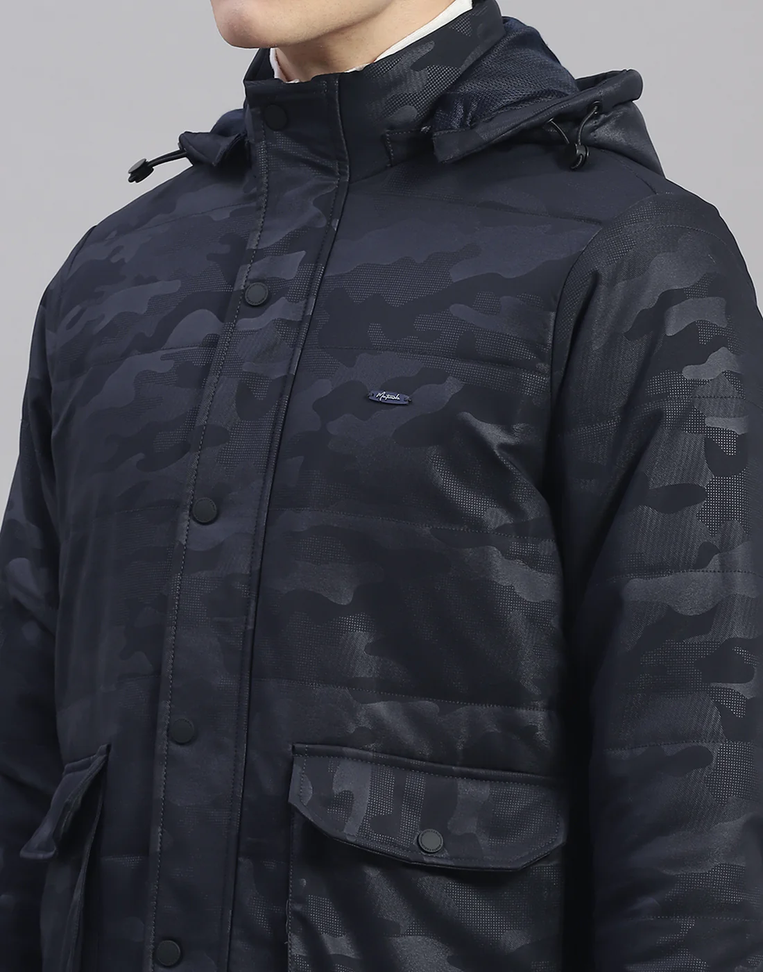 Men Navy Blue Printed Hooded Full Sleeve Jacket - Image 8