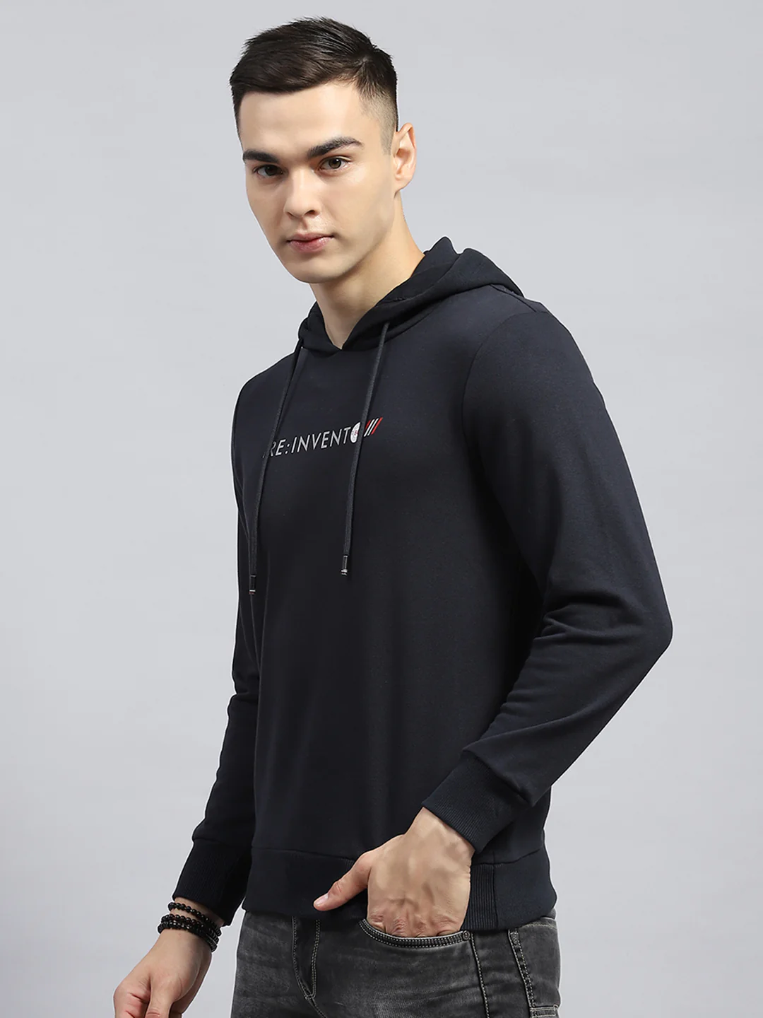 Men Navy Blue Printed Hooded Full Sleeve Sweatshirt - Image 3