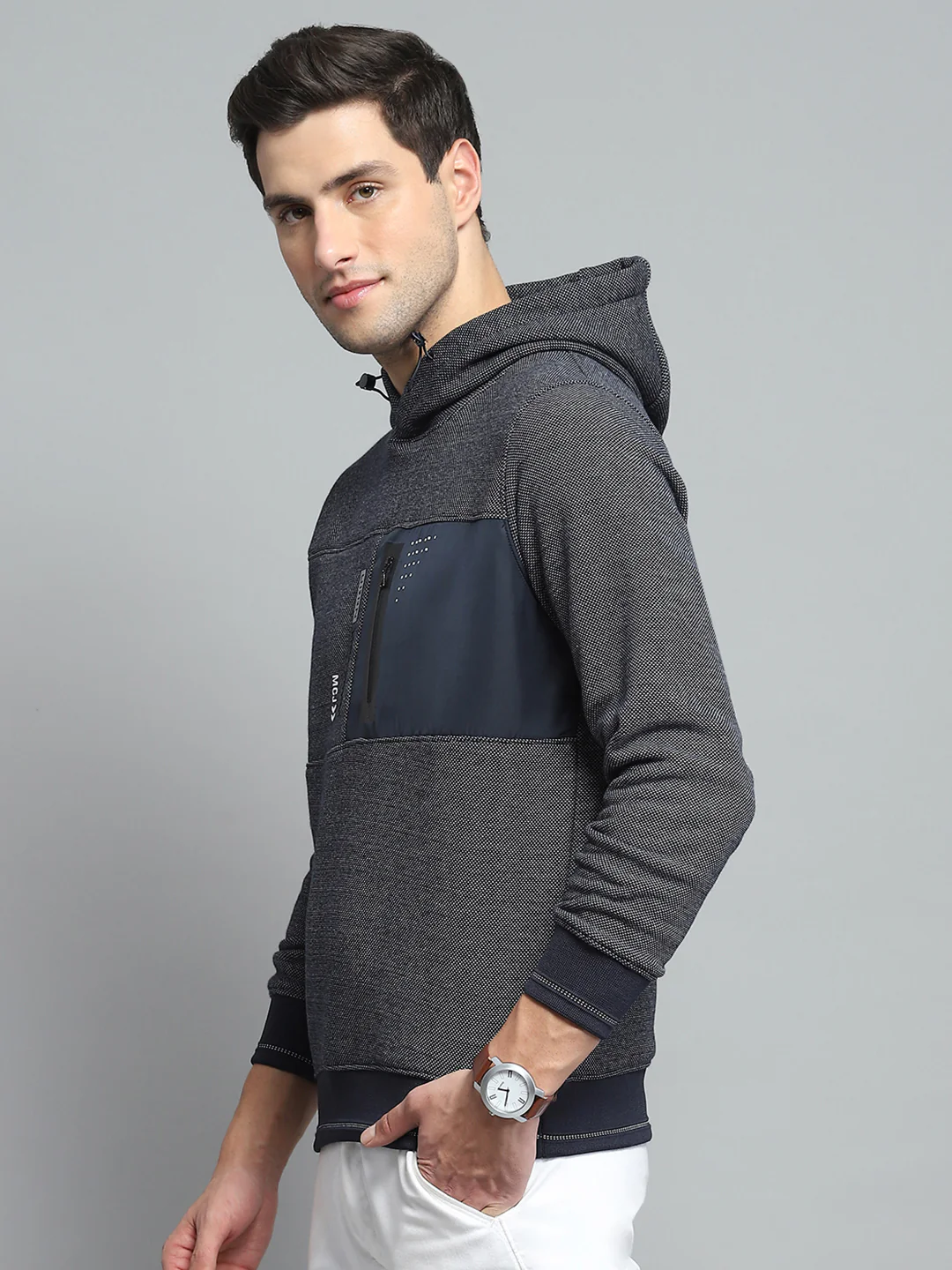 Men Navy Blue Printed Hooded Full Sleeve Sweatshirt - Image 3
