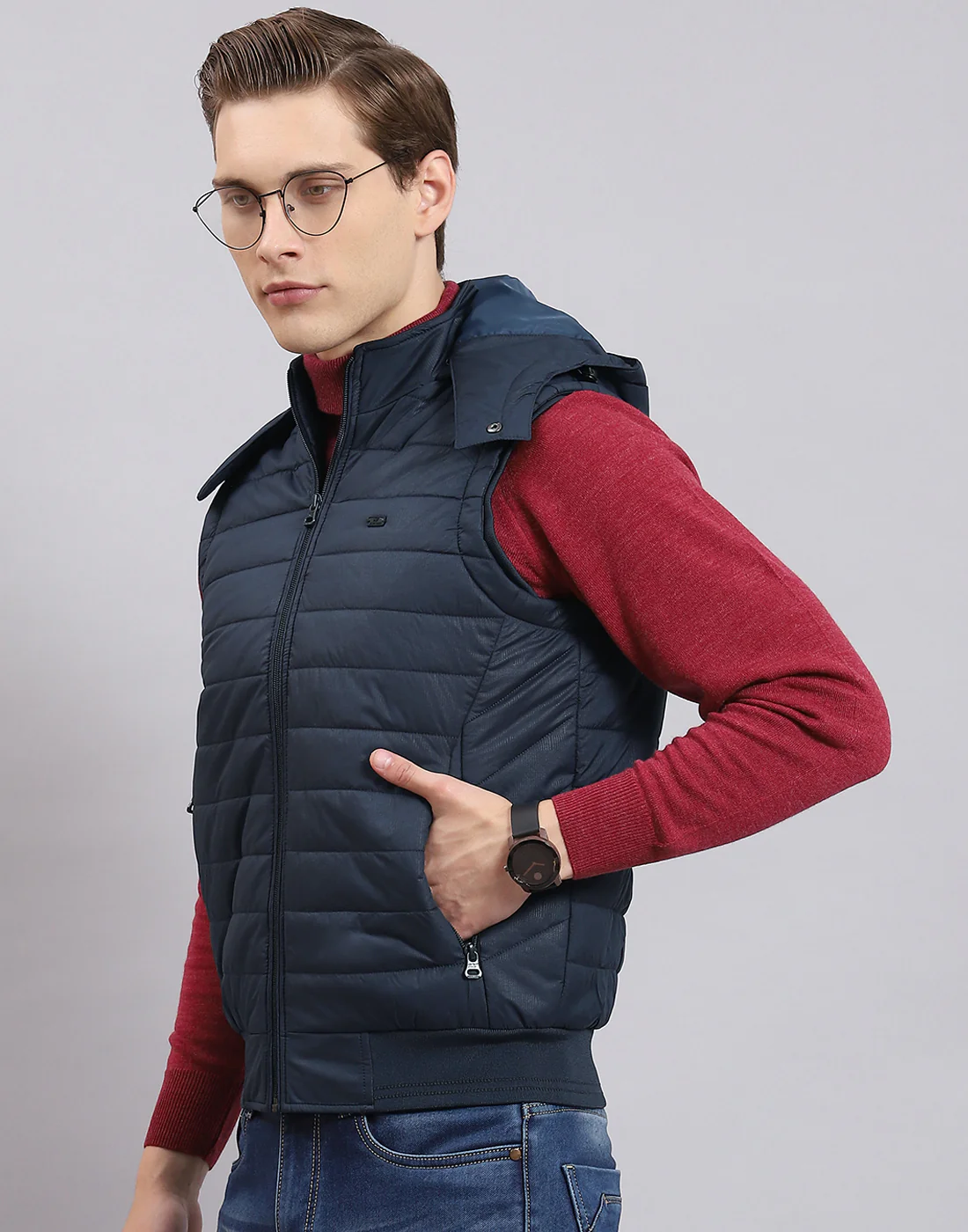 Men Navy Blue Printed Hooded Sleeveless Jacket - Image 4