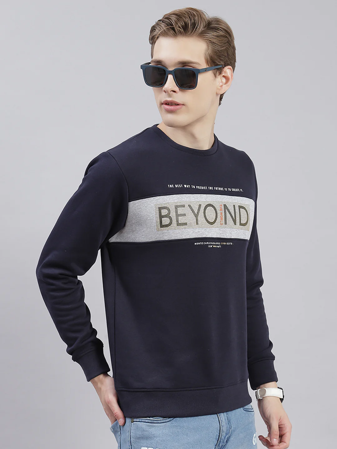 Men Navy Blue Printed Round Neck Full Sleeve Sweatshirts - Image 5