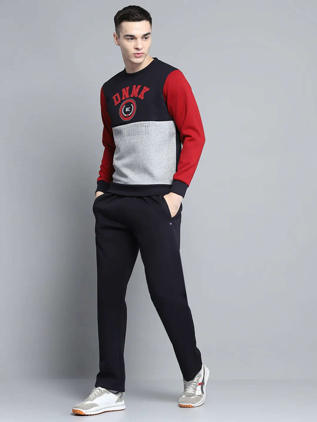 Men Navy Blue Printed Round Neck Full Sleeve Winter Tracksuit - Image 2