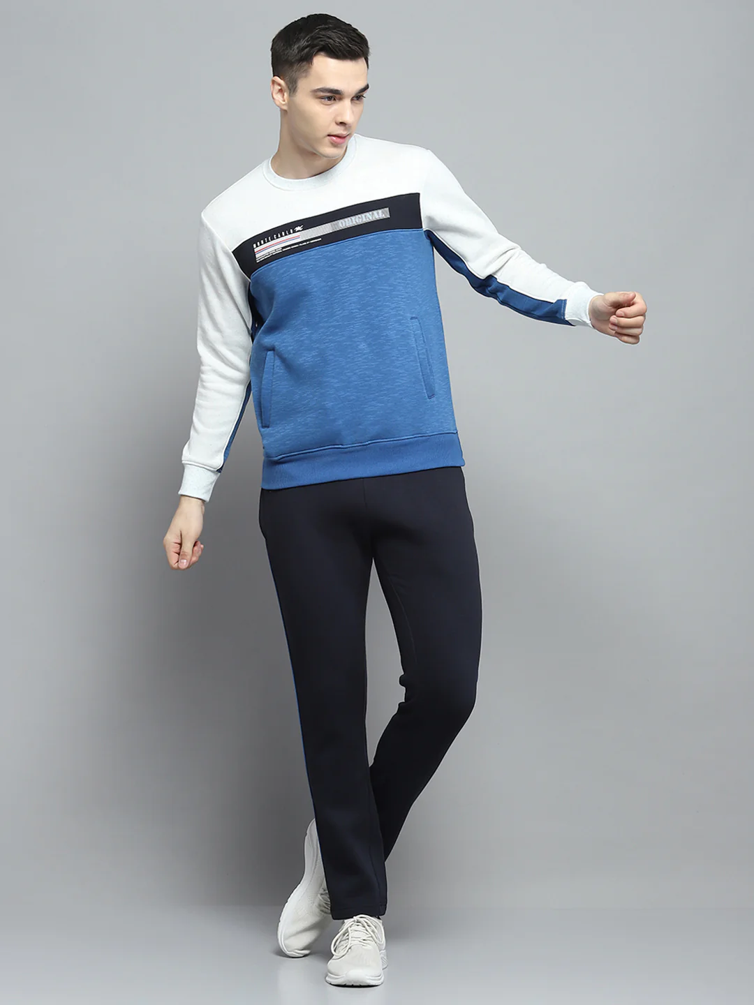 Men Navy Blue Printed Round Neck Full Sleeve Winter Tracksuit - Image 2