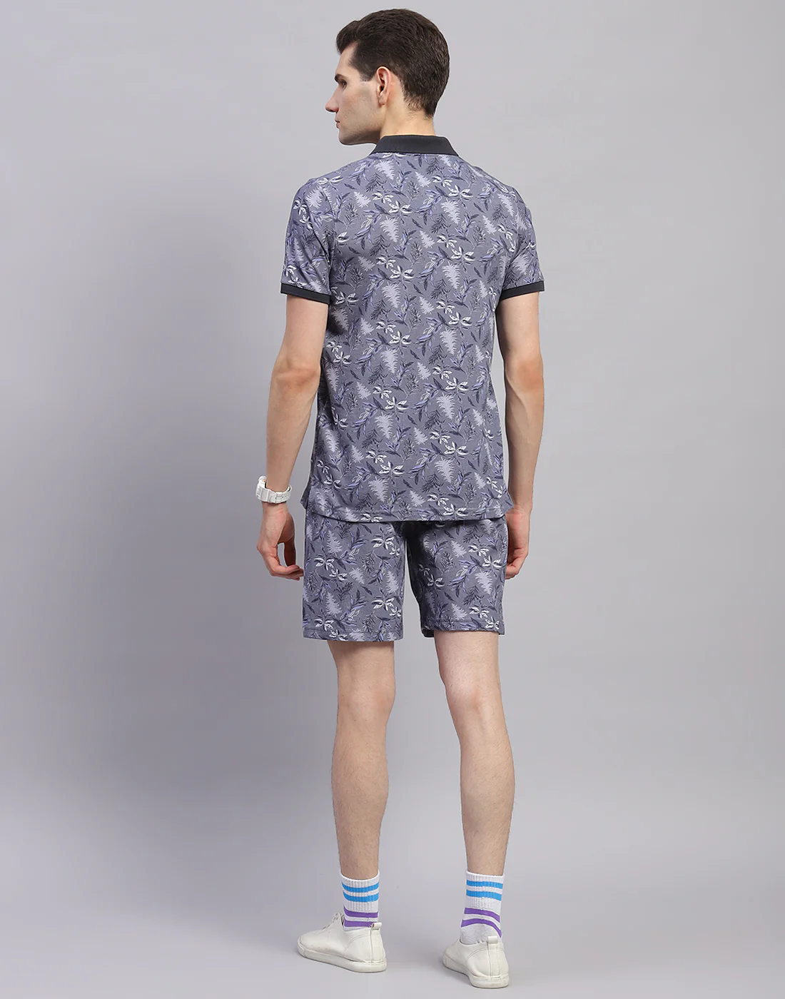 Men Navy Blue Printed Round Neck Half Sleeve Bermuda Set - Image 5