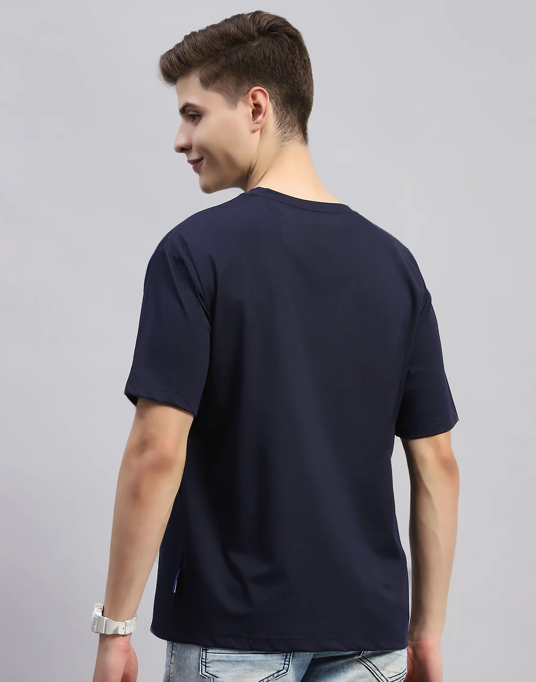 Men Navy Blue Printed Round Neck Half Sleeve T-Shirt - Image 5
