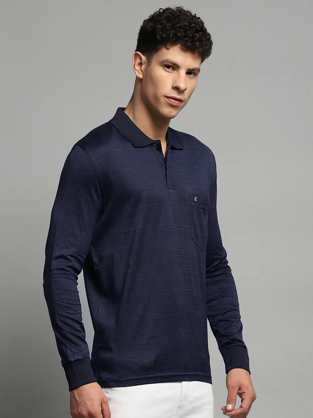Luxuria Men Navy Blue Self Design Collar Full Sleeve Winter T-Shirt - Image 4