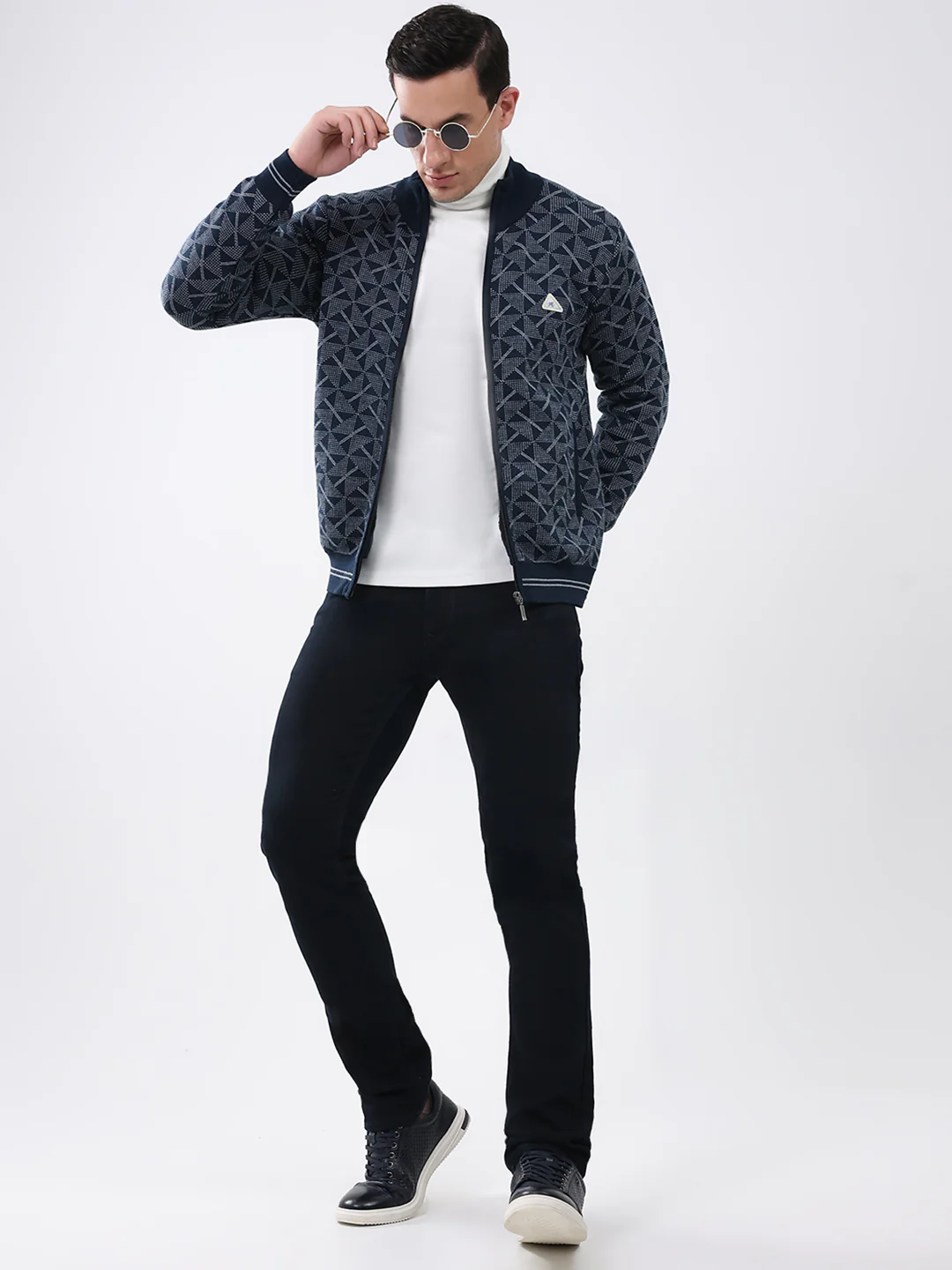 Men Navy Blue Self Design Mock Neck Full Sleeve Pullover - Image 2