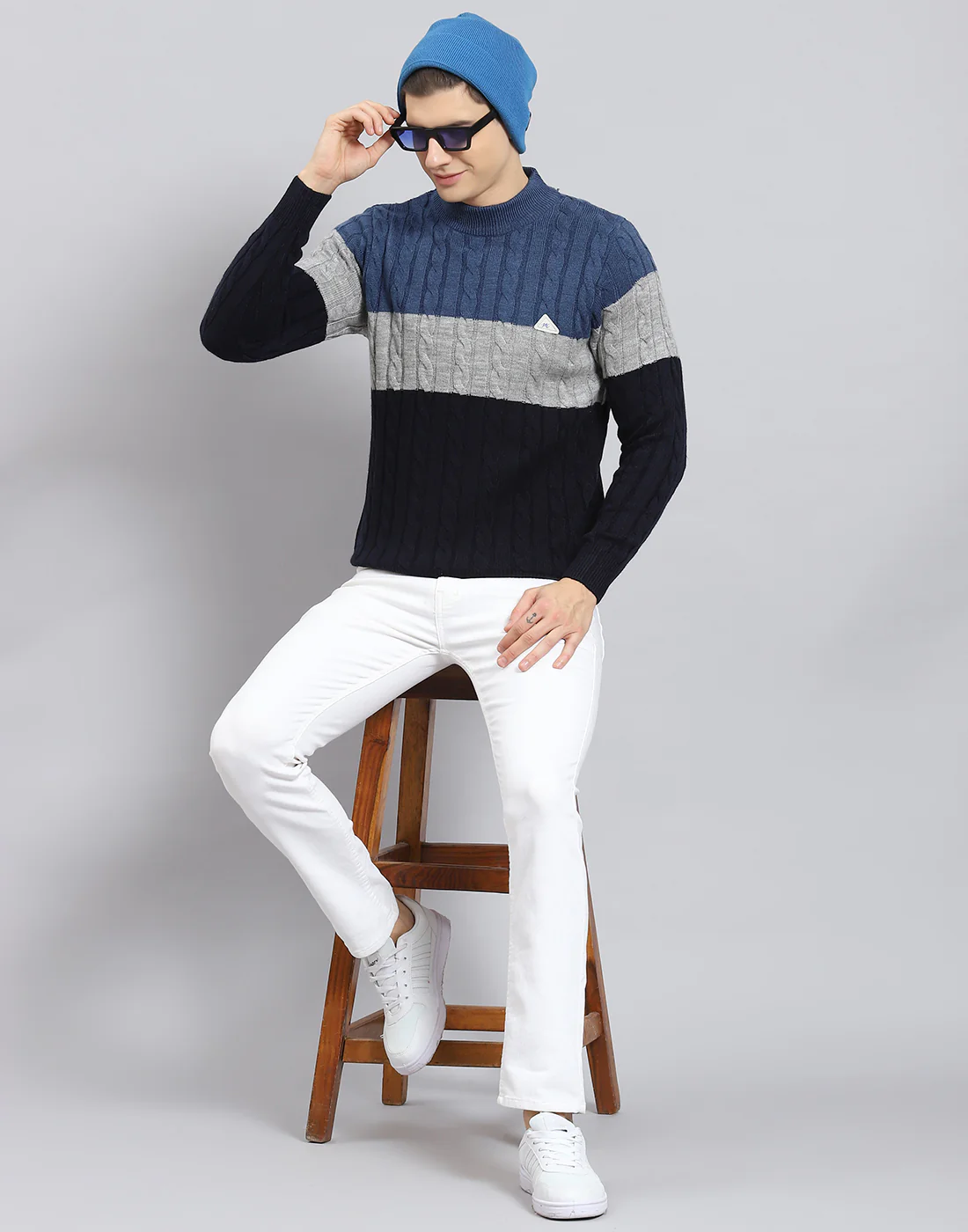 Men Navy Blue Self Design T Neck Full Sleeve Sweater - Image 7