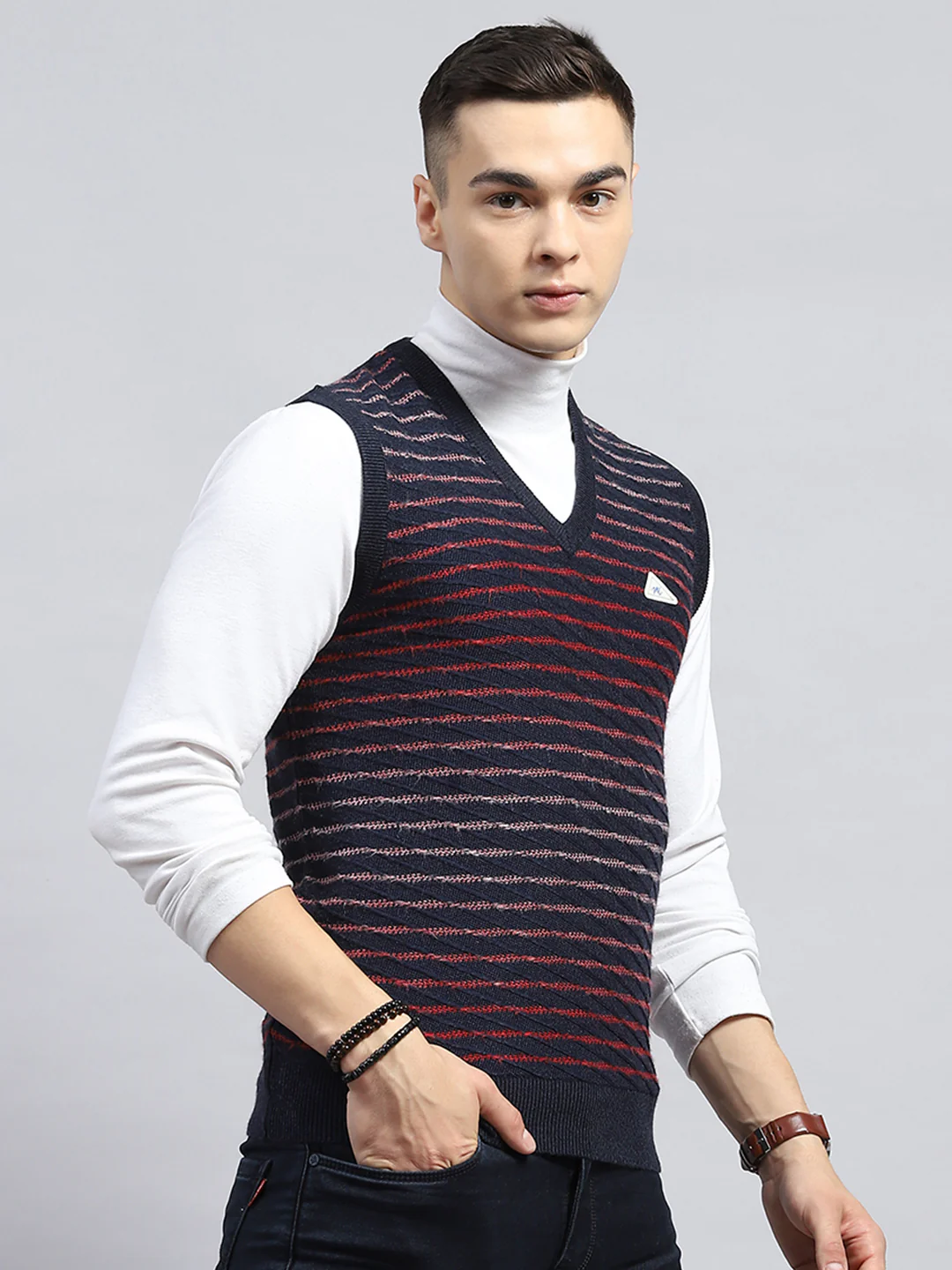 Men Navy Blue Self Design V Neck Sleeveless Sweater - Image 4