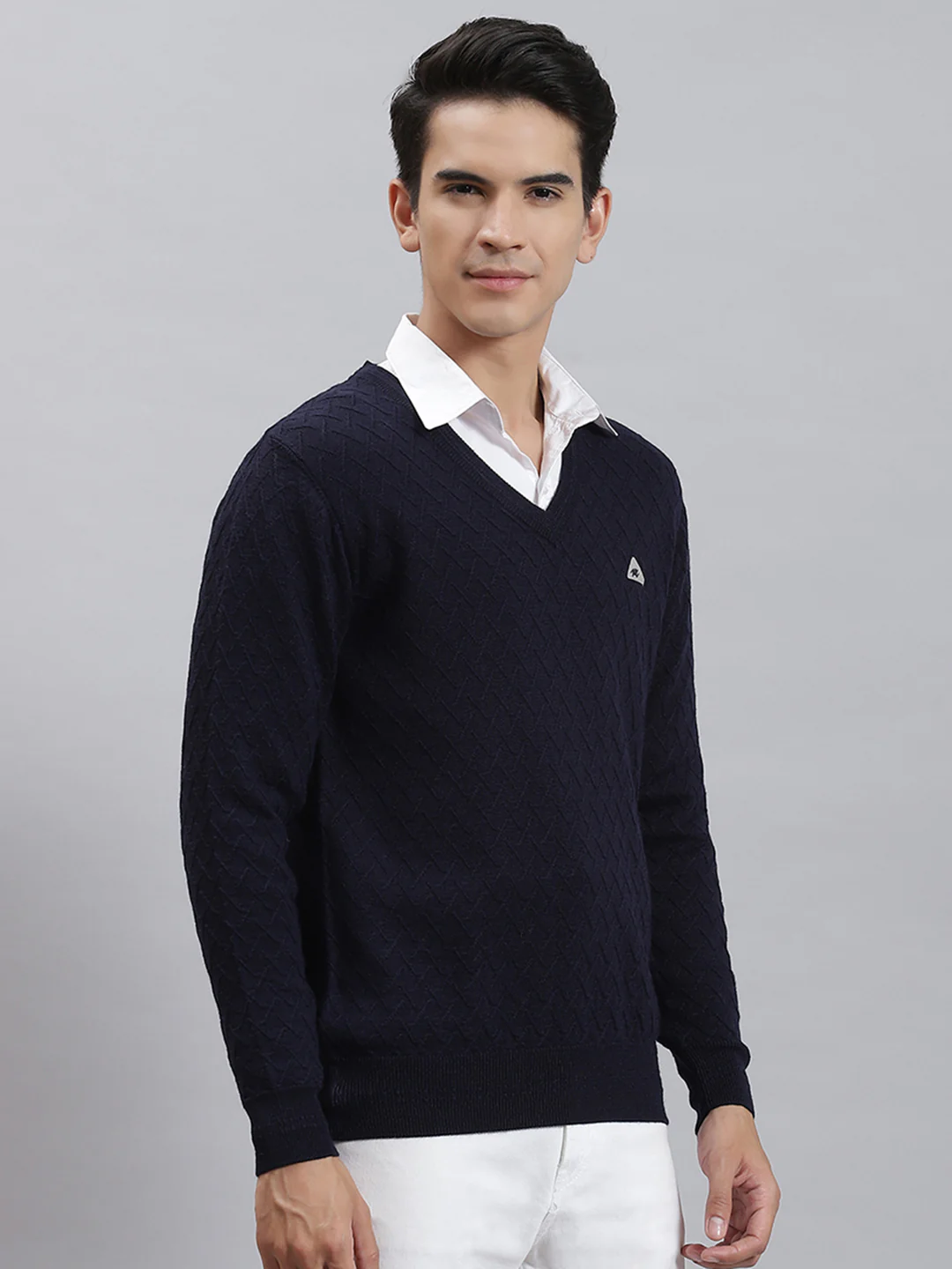 Men Navy Blue Self Design V Neck Full Sleeve Sweaters/Pullovers - Image 4