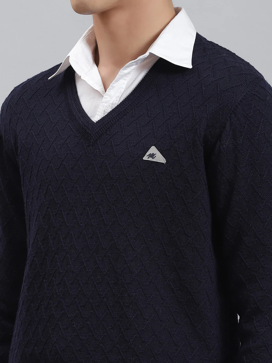 Men Navy Blue Self Design V Neck Full Sleeve Sweaters/Pullovers - Image 6