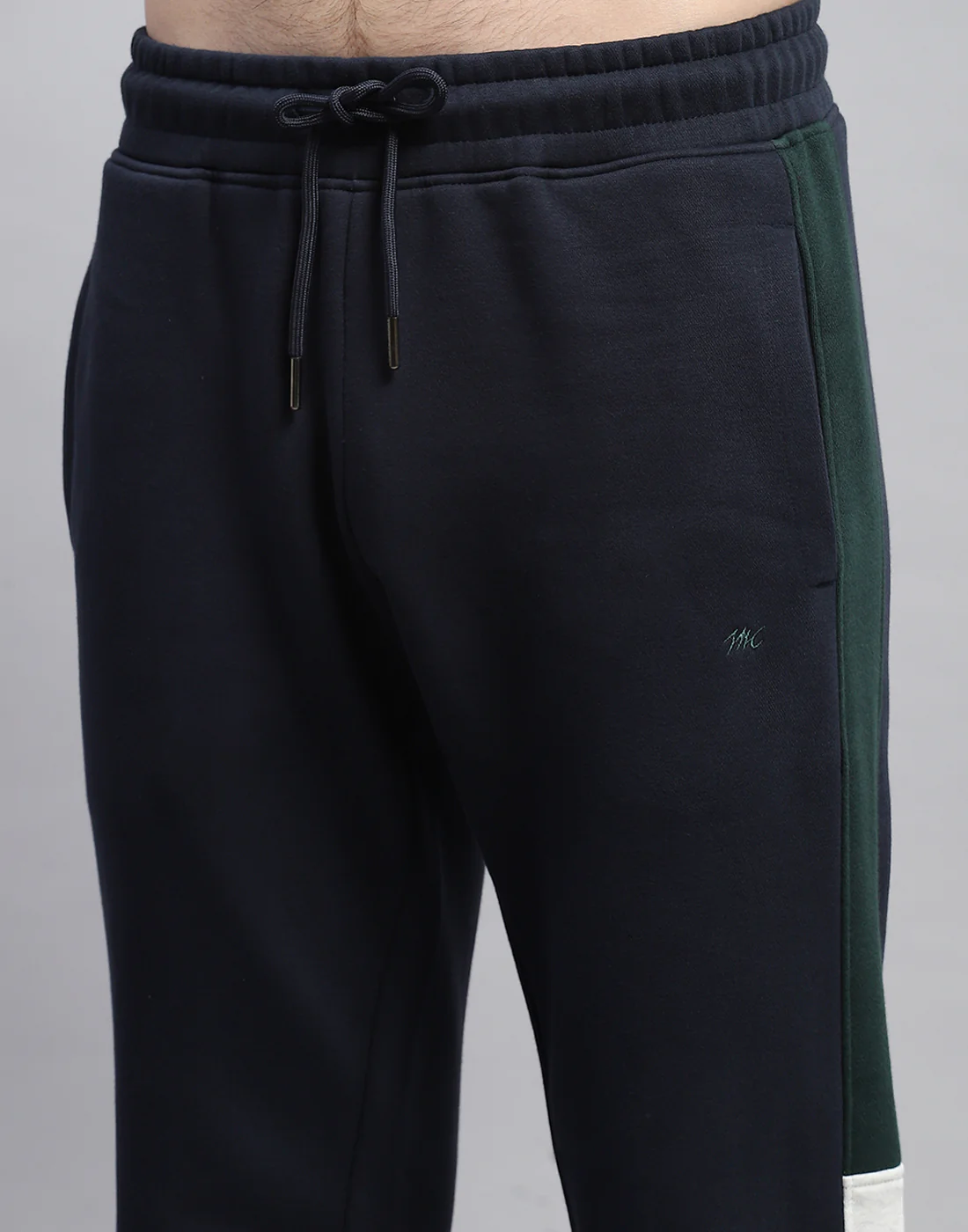 Men Navy Blue Solid Band Collar Full Sleeve Winter Tracksuit - Image 9