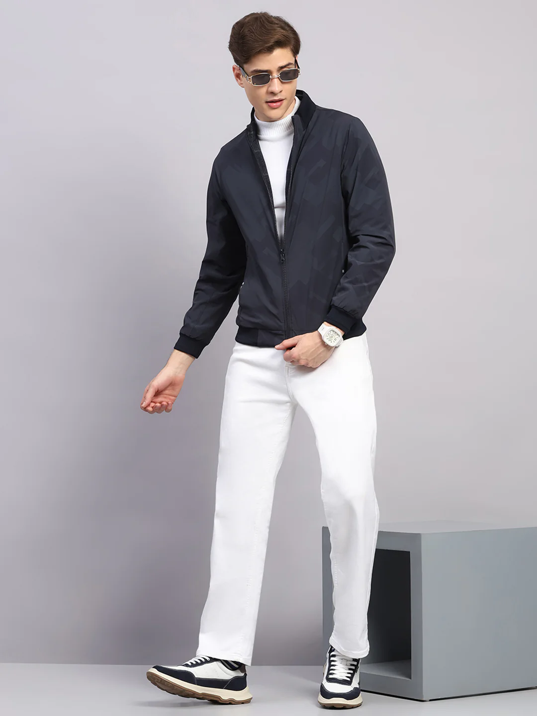 Men Navy Blue Solid Collar Full Sleeve Jacket - Image 2