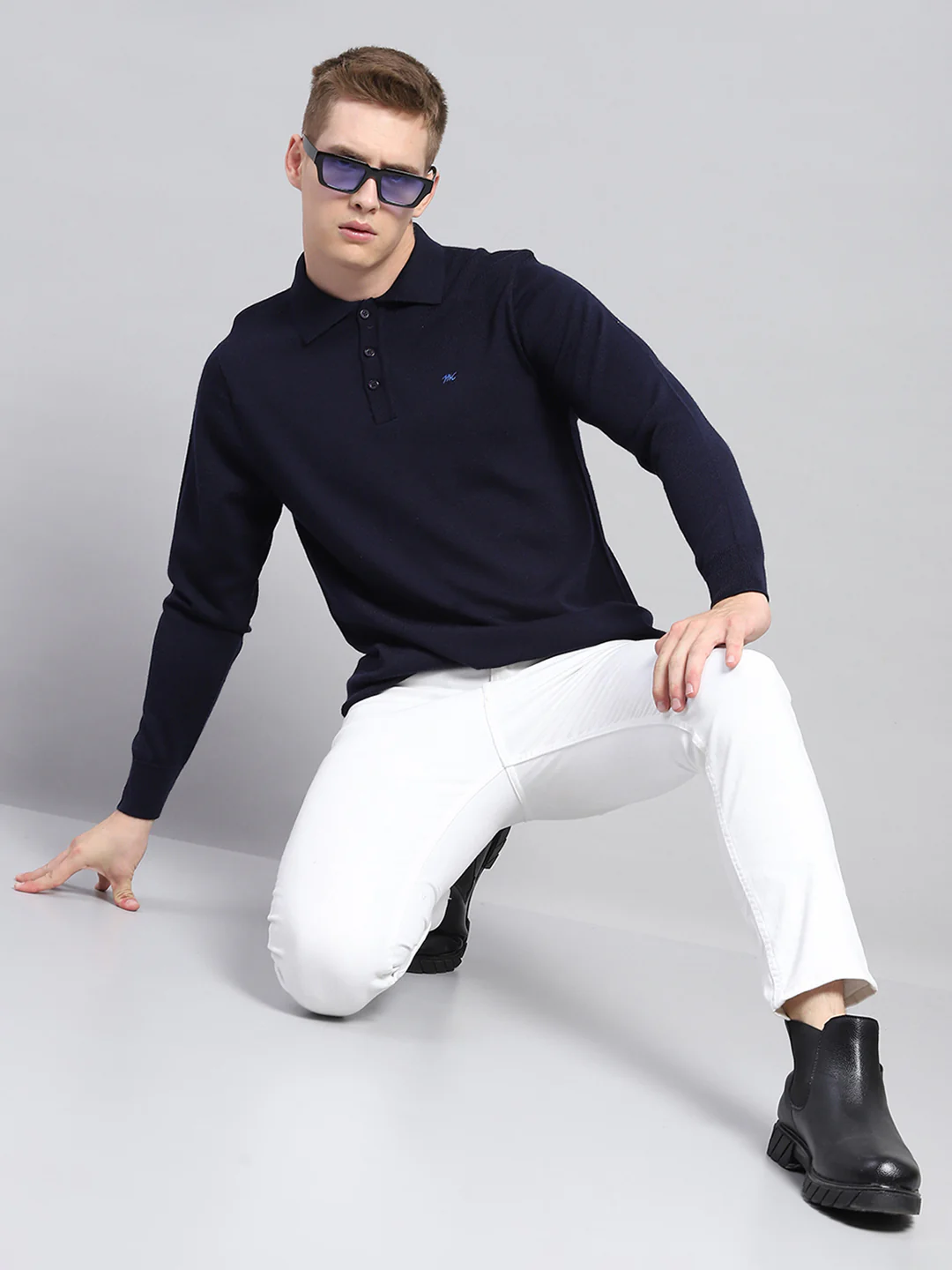 Men Navy Blue Solid Collar Full Sleeve Winter T-Shirt - Image 2