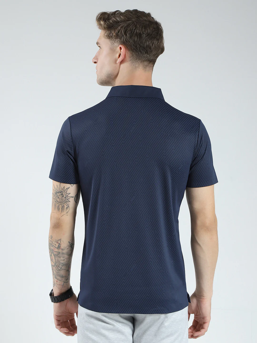 Men Navy Blue Solid Collar Half Sleeve T-Shirt - Image 5