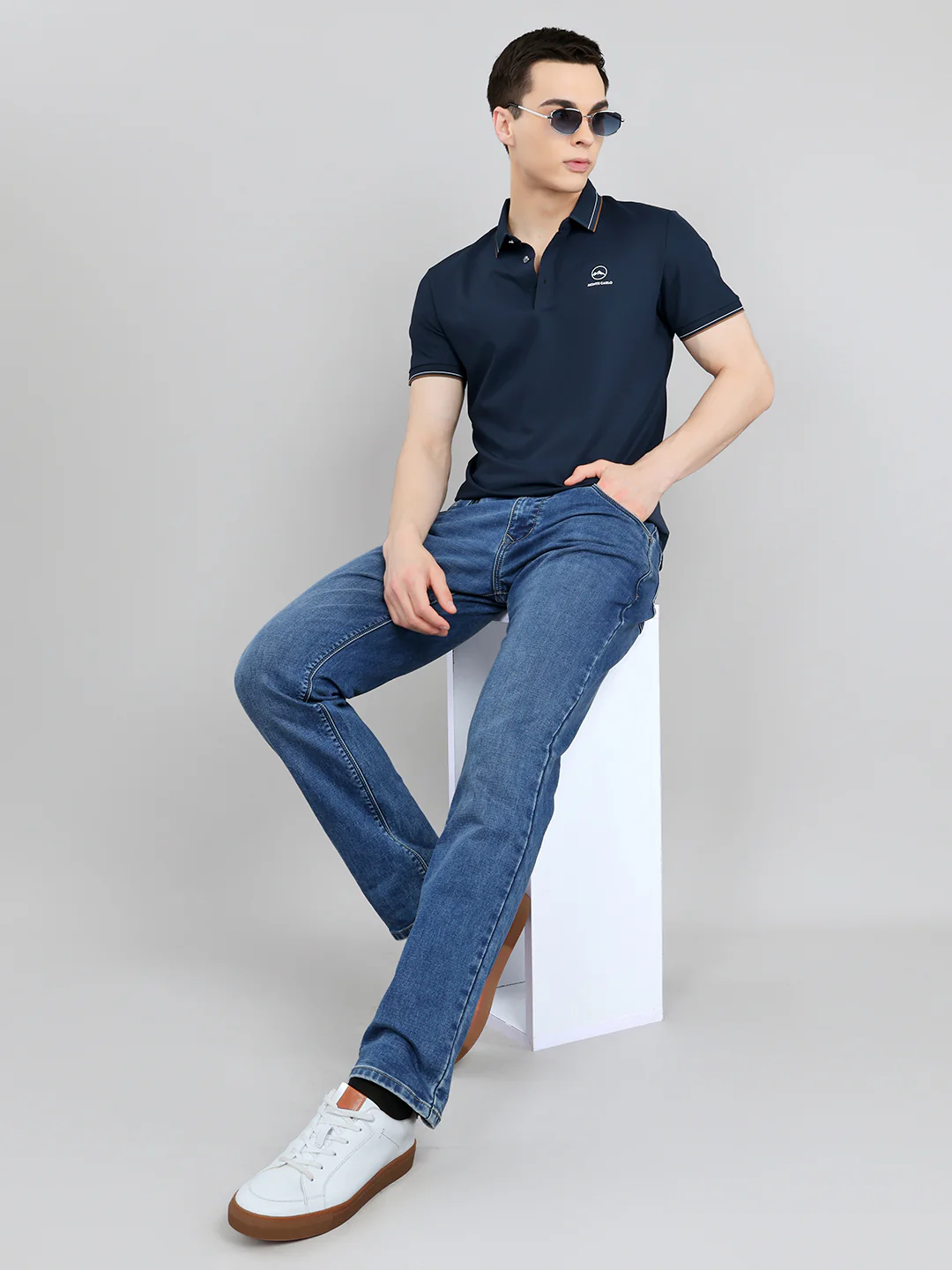 Men Navy Blue Solid Collar Half Sleeve T-Shirt - Image 6