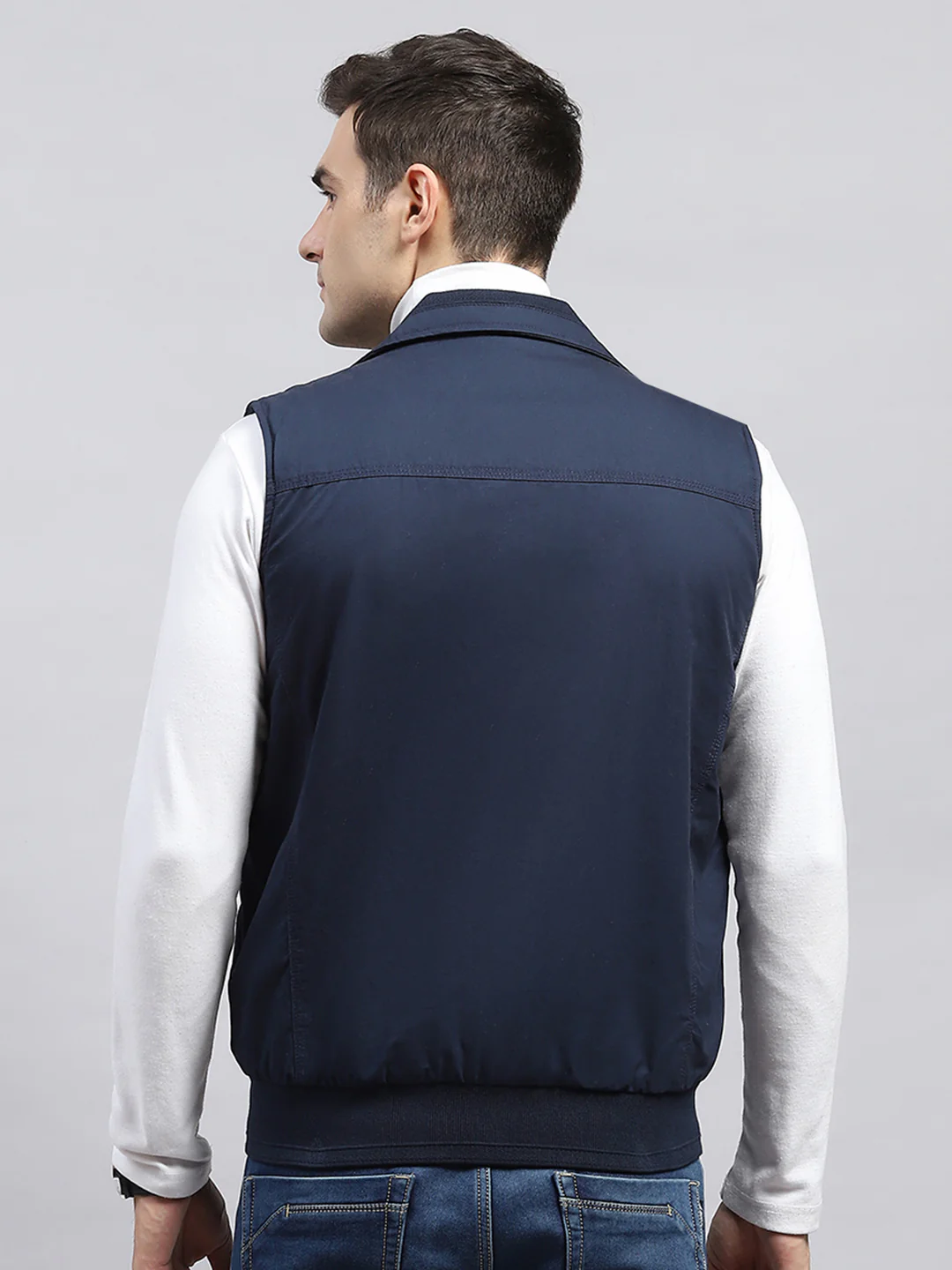 Men Navy Blue Solid Collar Sleeveless Jacket - Image 5