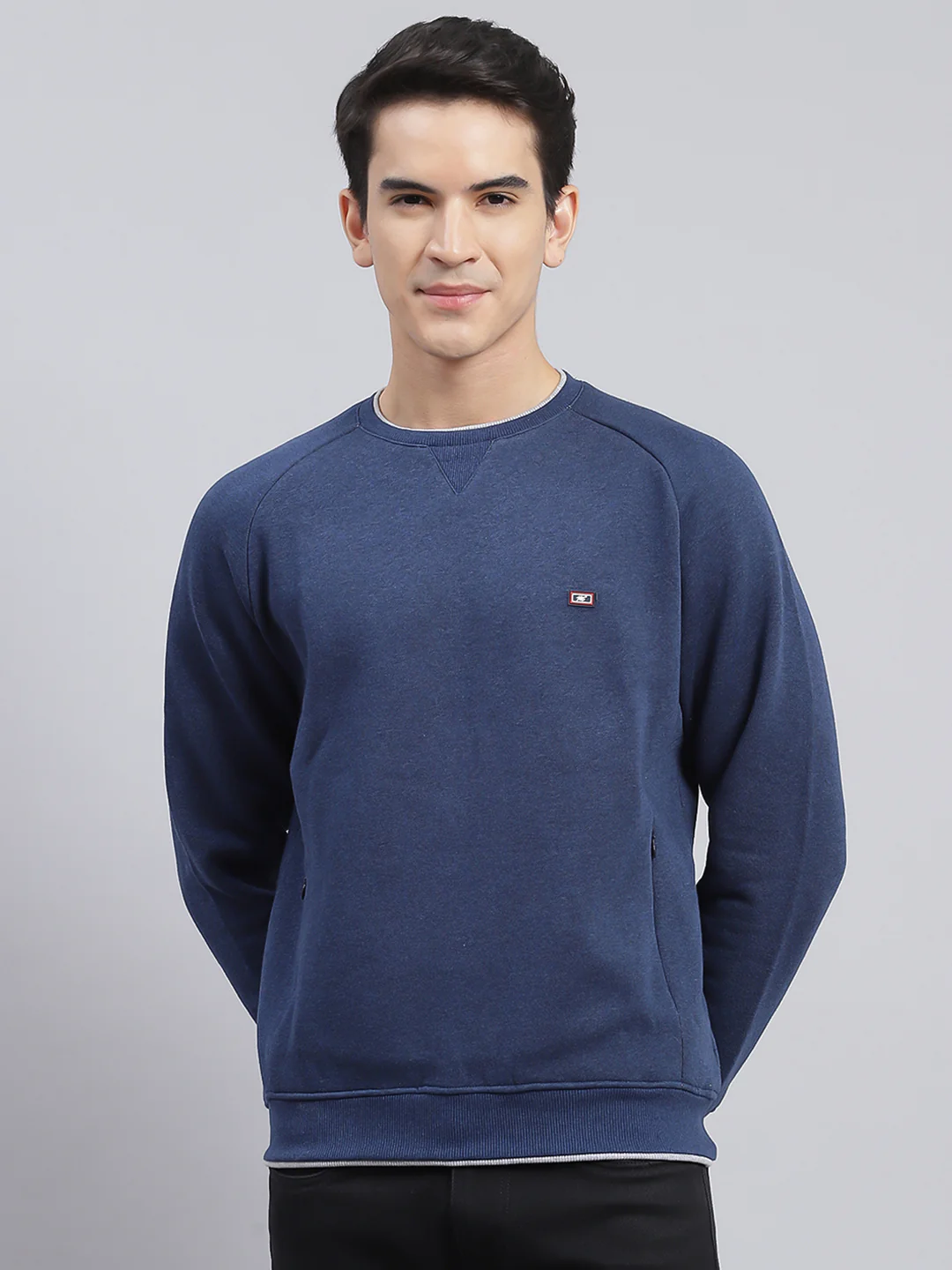 Men Navy Blue Solid Cotton Blend Sweatshirt - Image 2