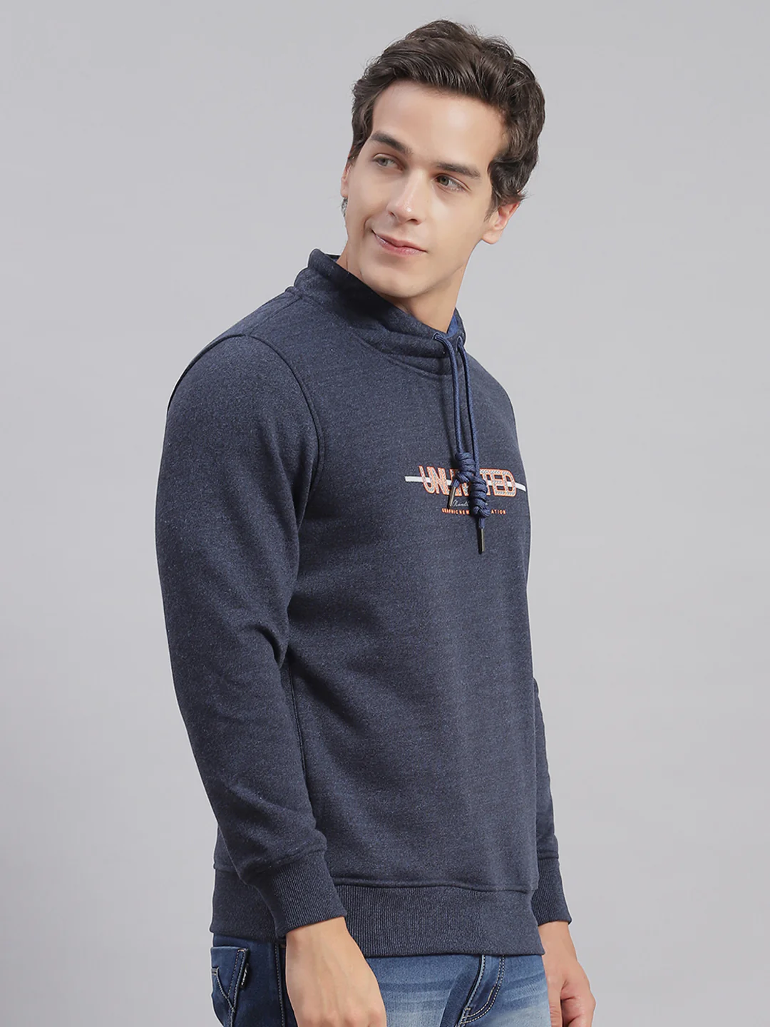 Men Navy Blue Solid F Neck Full Sleeve Sweatshirts - Image 4