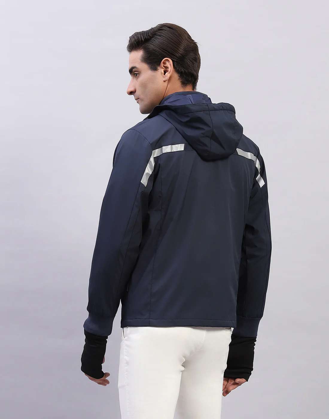 Men Navy Blue Solid Hooded Full Sleeve Jacket - Image 5