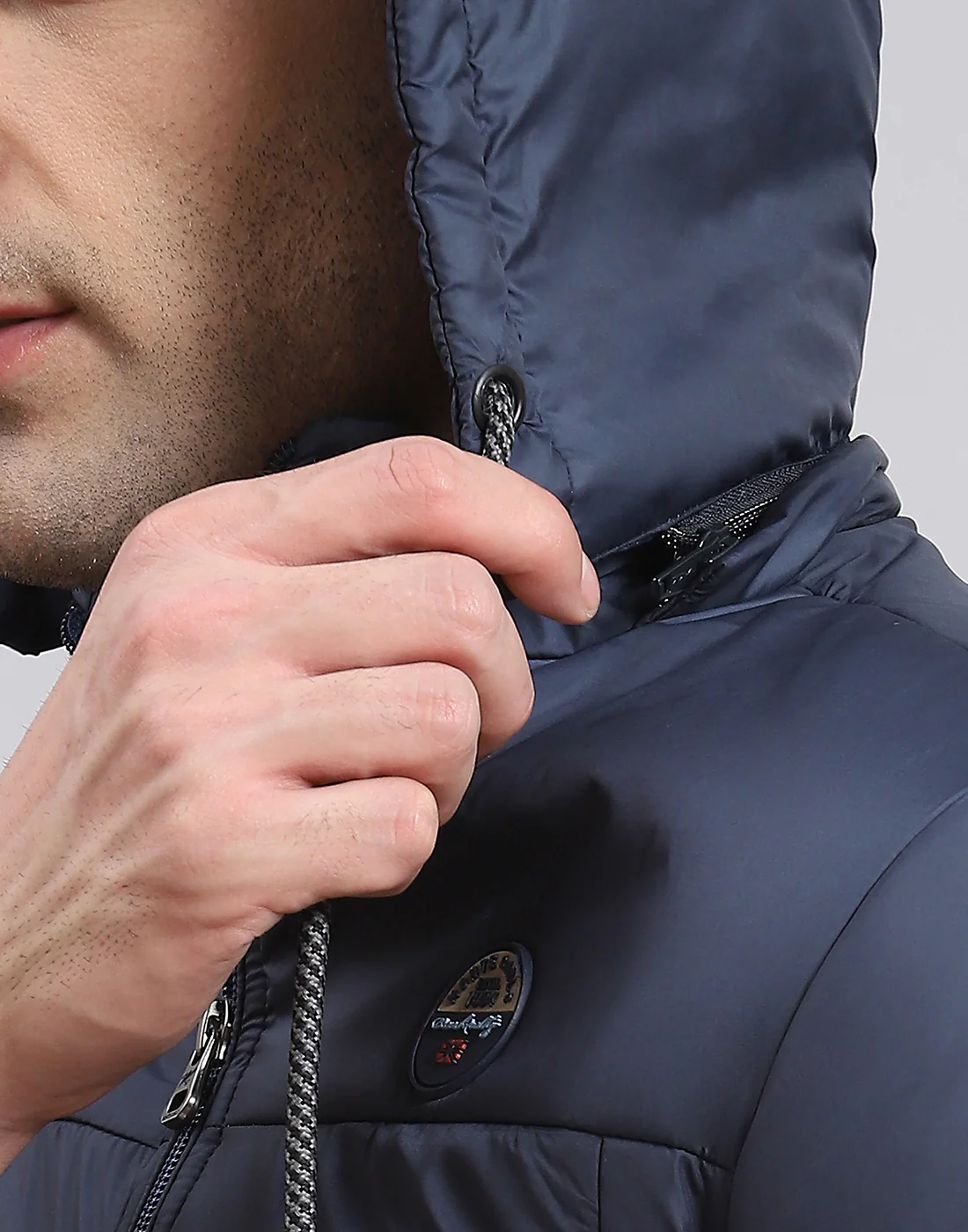 Men Navy Blue Solid Hooded Full Sleeve Jacket - Image 7