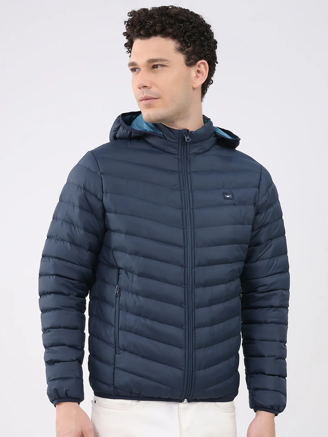 Men Navy Blue Solid Hooded Full Sleeve Puffer Jacket - Image 4