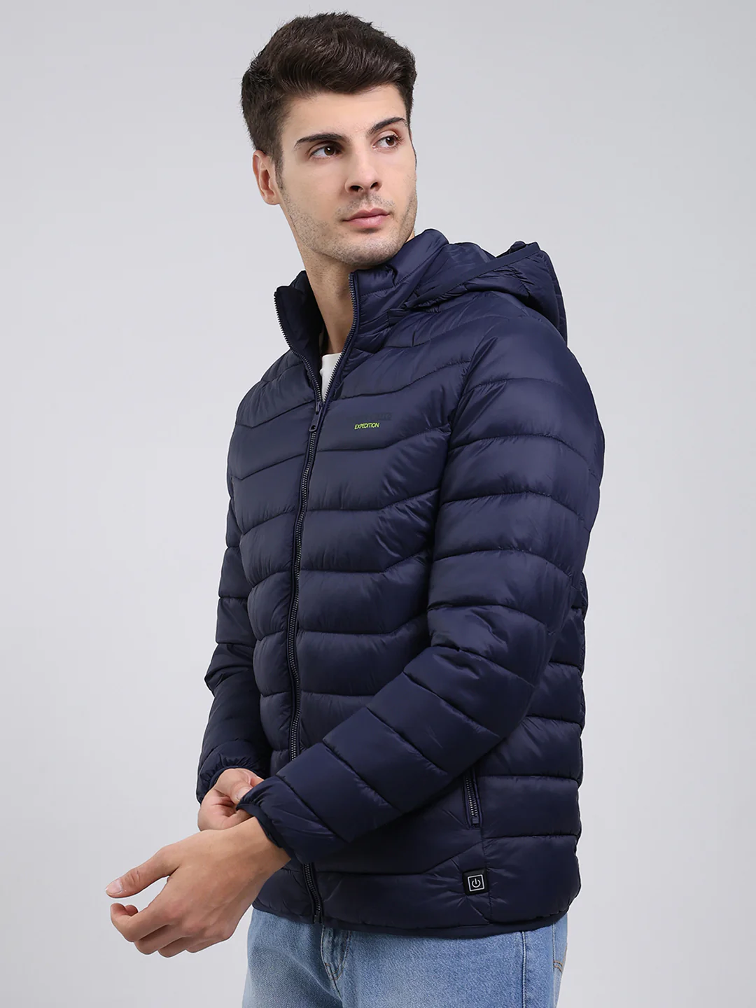 Men Navy Blue Solid Hooded Full Sleeve Heating Jacket - Image 3
