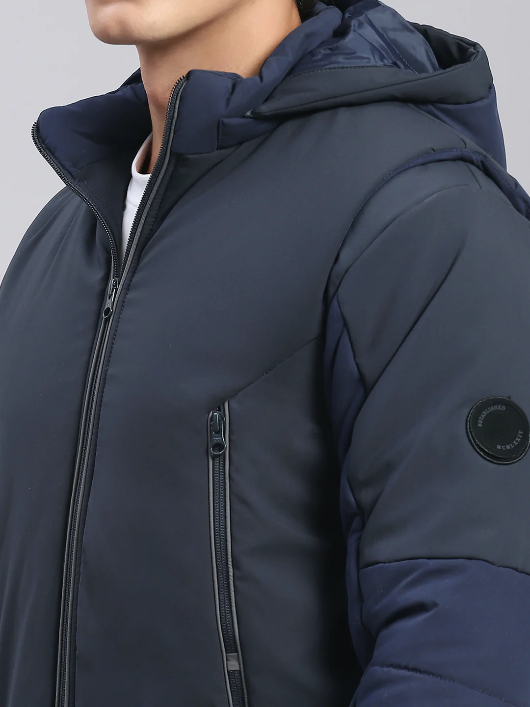 Men Navy Blue Solid Hooded Full Sleeve Jackets - Image 5