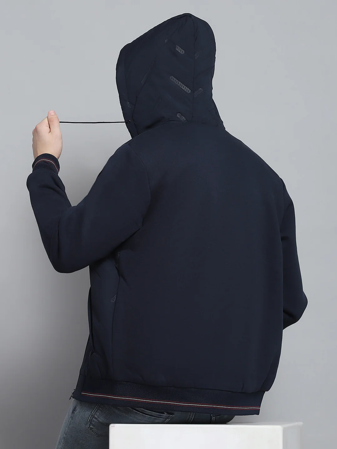 Men Navy Blue Solid Hooded Full Sleeve Sweatshirt - Image 7
