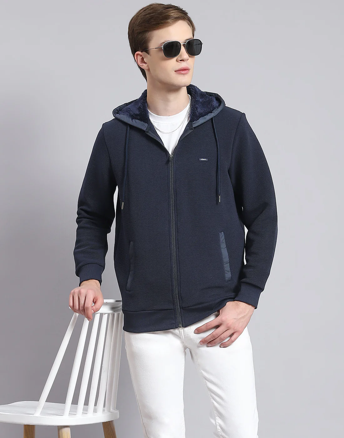Men Navy Blue Solid Hooded Full Sleeve Sweatshirt - Image 6