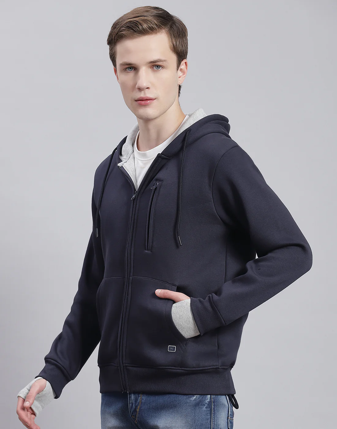 Men Navy Blue Solid Hooded Full Sleeve Sweatshirt - Image 4