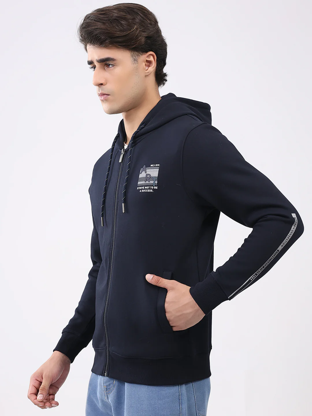 Men Navy Blue Solid Hooded Full Sleeve Sweatshirt - Image 3