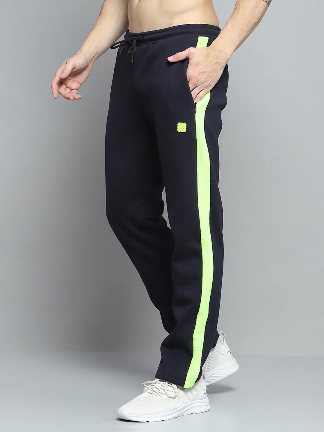 Rock.it Men Navy Blue Solid Hooded Full Sleeve Winter Tracksuit - Image 7