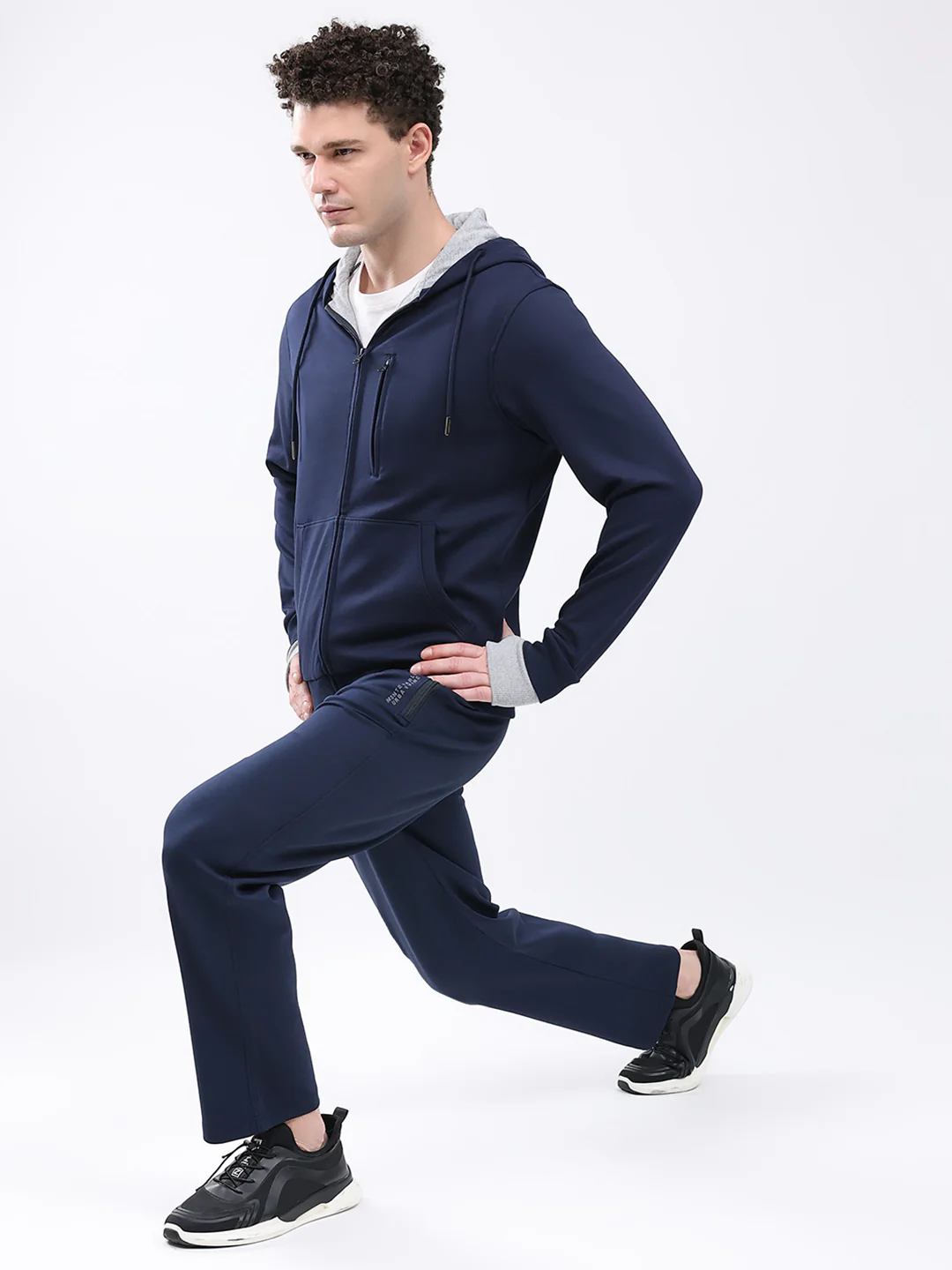 Men Navy Blue Solid Hooded Full Sleeve Winter Tracksuit - Image 2