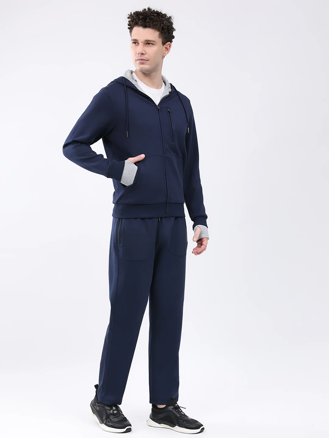 Men Navy Blue Solid Hooded Full Sleeve Winter Tracksuit - Image 4