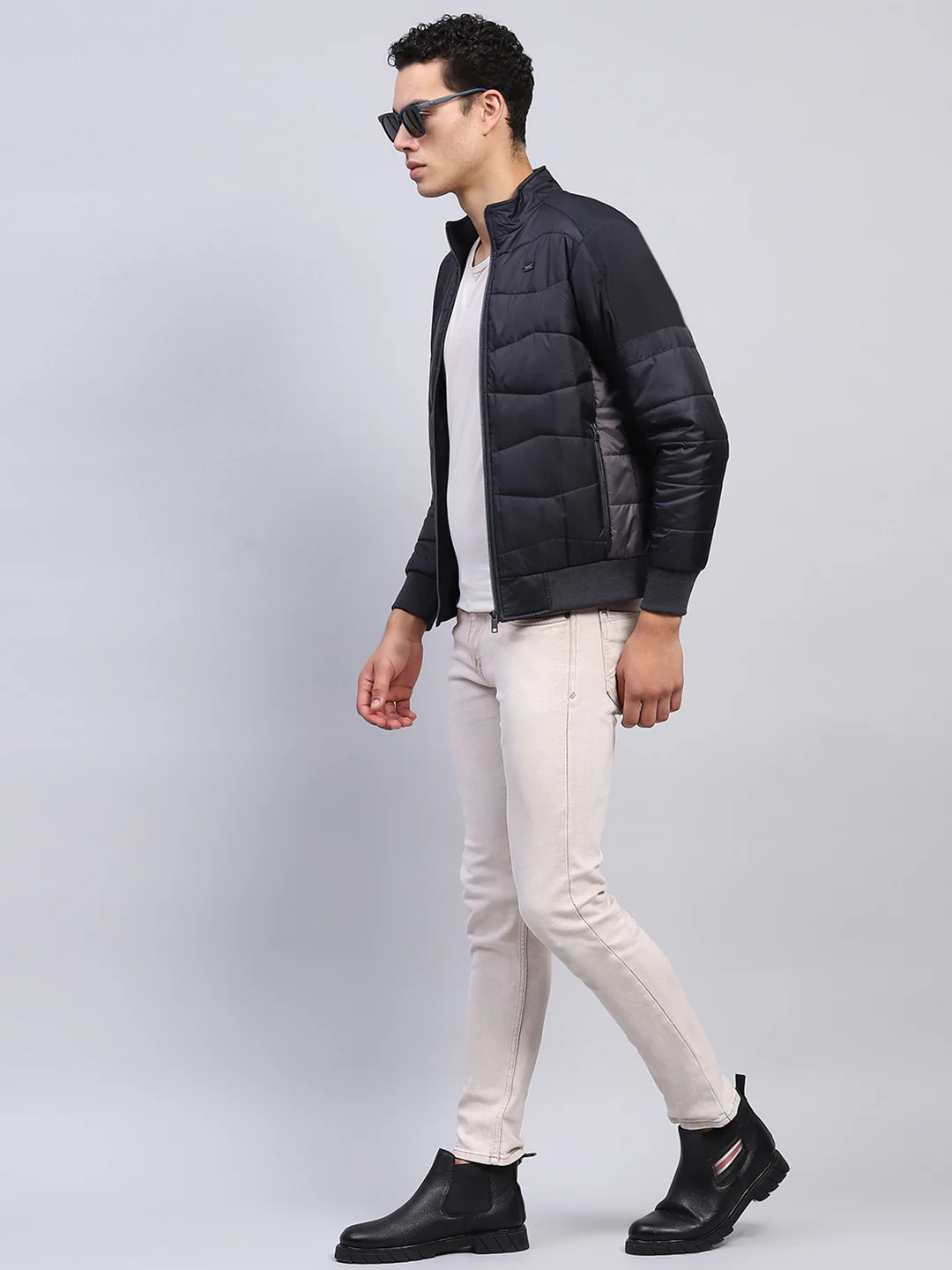 Men Navy Blue Solid Mock Neck Full Sleeve Jacket - Image 2