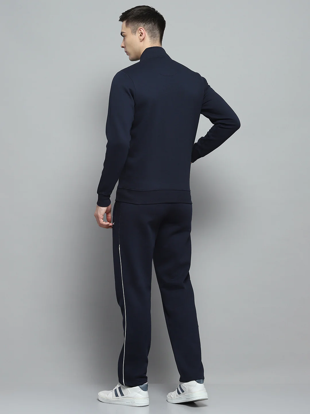 Men Navy Blue Solid Mock Neck Full Sleeve Winter Tracksuit - Image 5