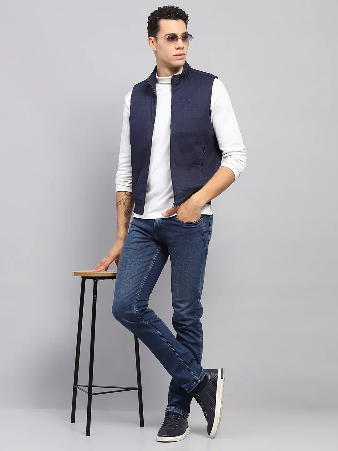 Men Navy Blue Solid Mock Neck Sleeveless Jacket - Image 2