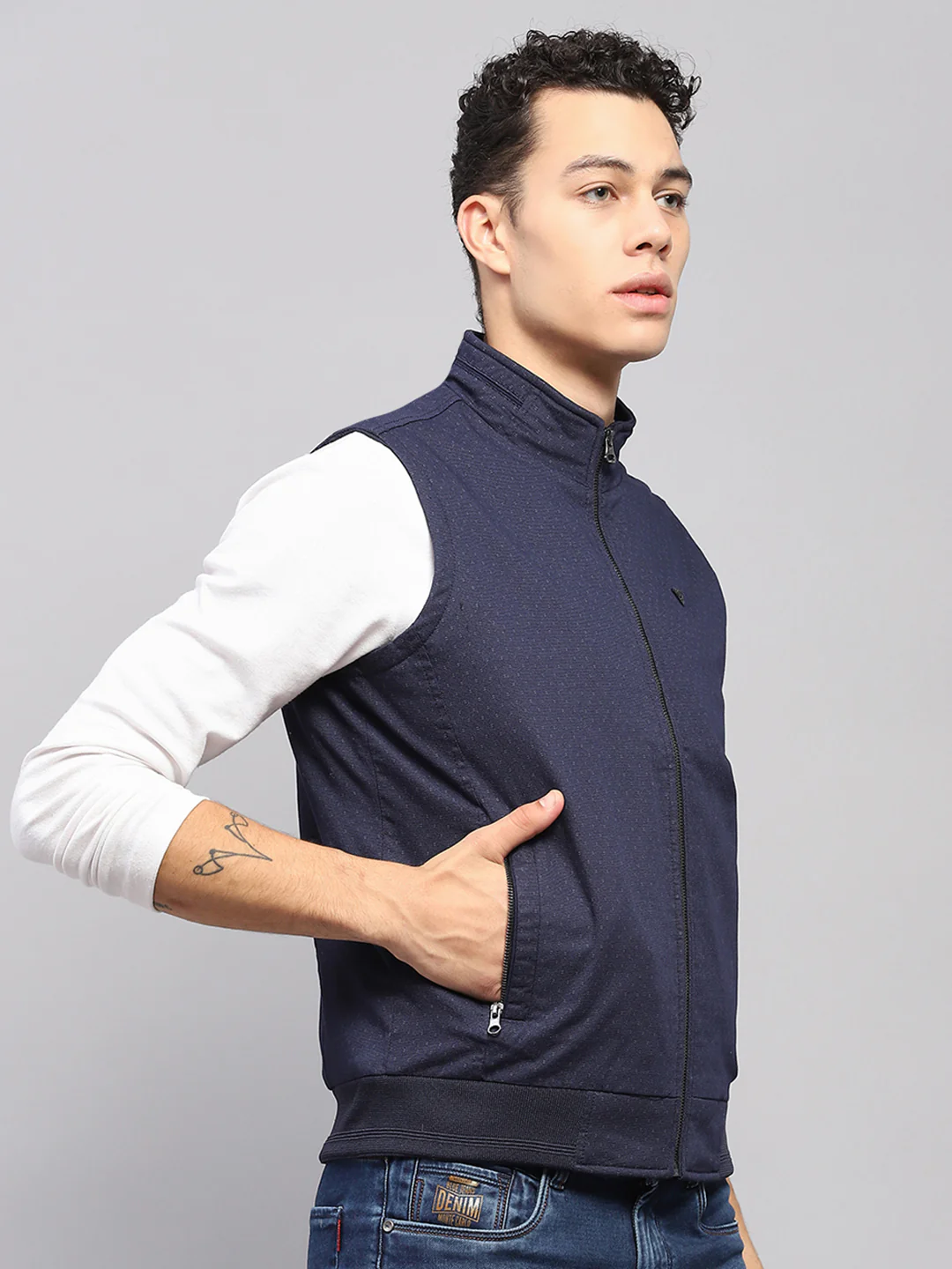 Men Navy Blue Solid Mock Neck Sleeveless Jacket - Image 4