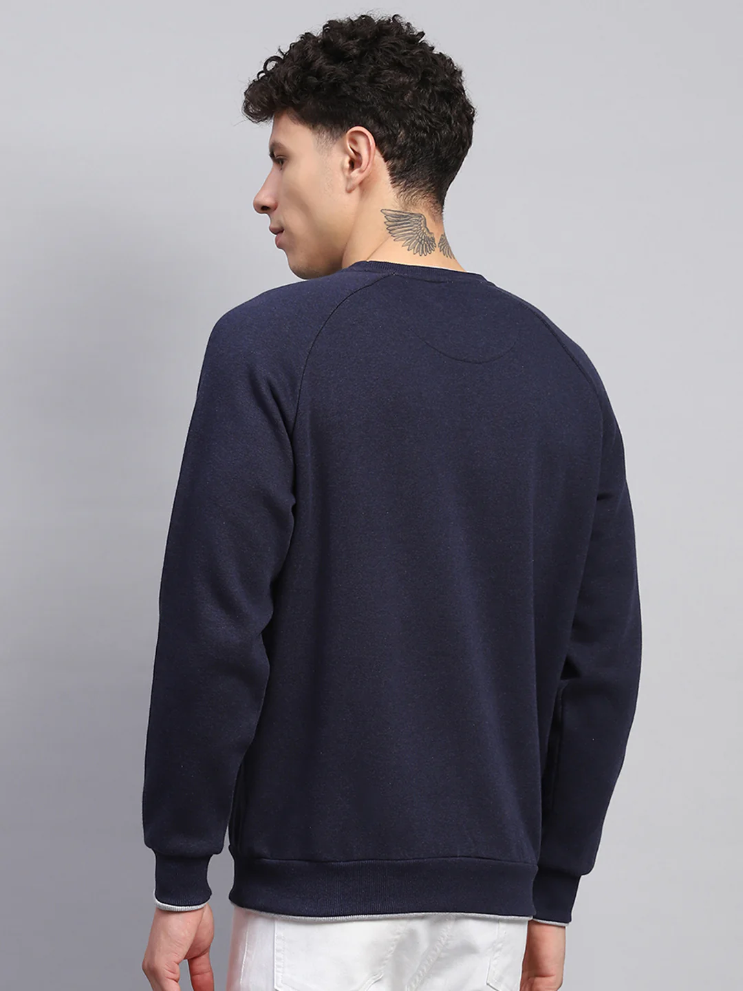 Men Navy Blue Solid Round Neck Full Sleeve Sweatshirt - Image 5