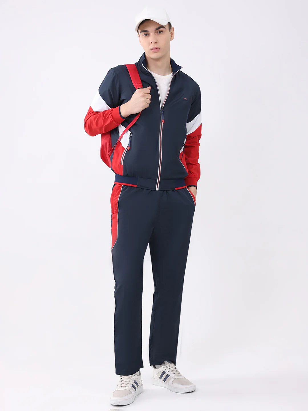 Men Navy Blue Solid Round Neck Full Sleeve Winter Tracksuit - Image 2