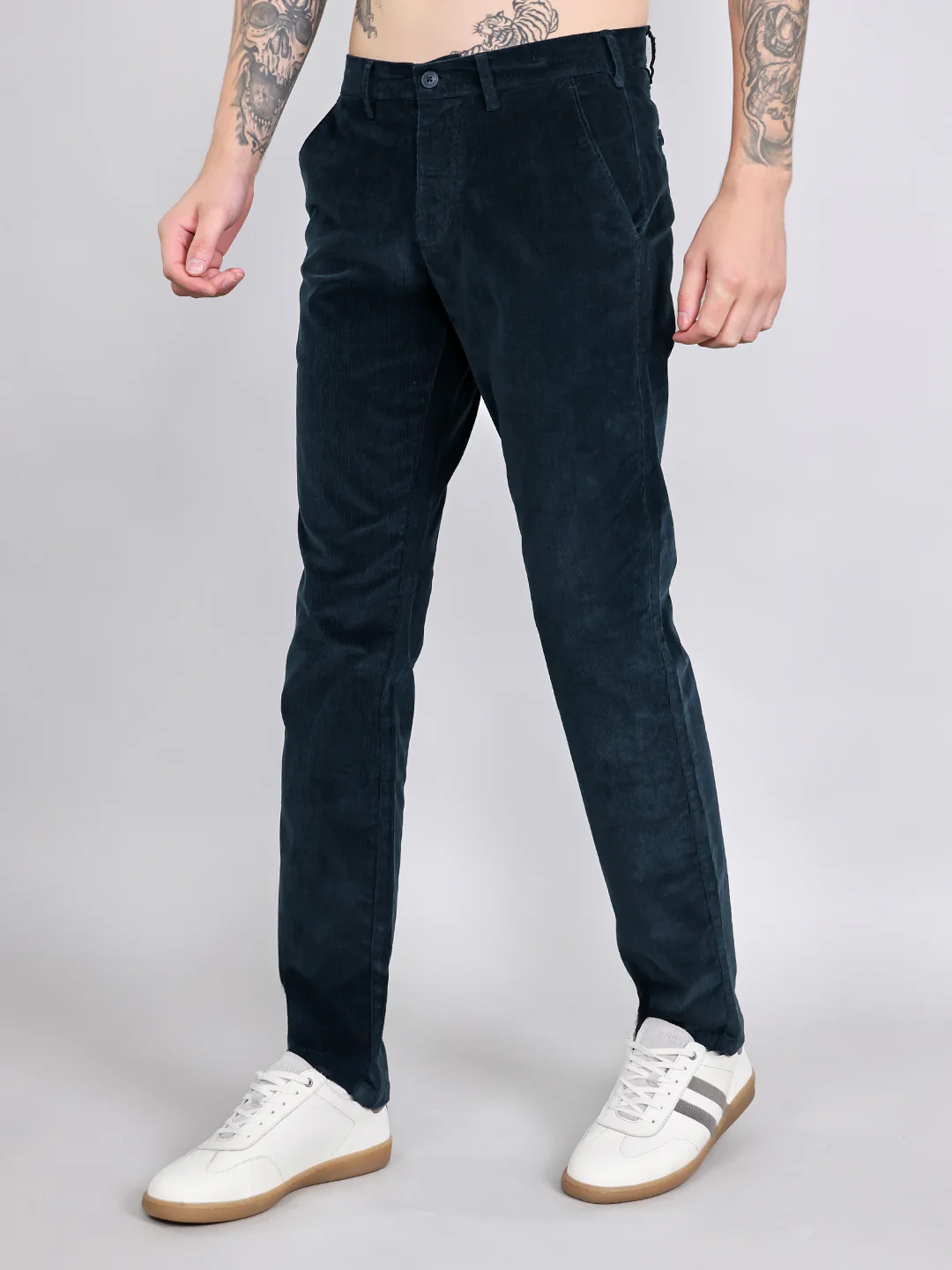 Men Navy Blue Solid Slim Fit Trouser - Image 2